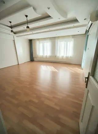 Esenler Kınalı Kuzular Mevkii Kiralık Geniş Daire