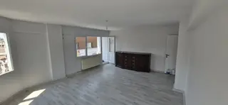 İzmir Balçova Eğitim Mah 3+1 Asansörlü Doğalgazlı Ata Cad Üzerinde Kiralık Daire