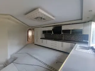 H. Arslan'dan Güvenevler'de Havuzlu Ve Bahçeli 4+2 Villa