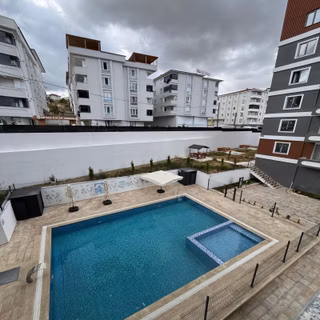 Çerkezköy İstasyon Mah. Havuzlu Site İçi Lüx 2+1 110m2 Fırsat