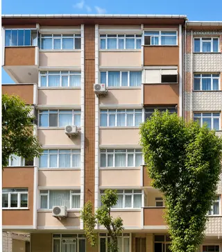 Yayla Çamlık Caddesi Sarmaşık Sokak'da Yatırımlık 3+1 Daire