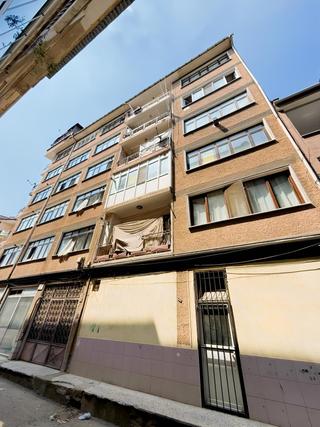Atlas'tan | İnegöl Süleymaniye'de Mahallesinde Satılık Ara Kat Daire
