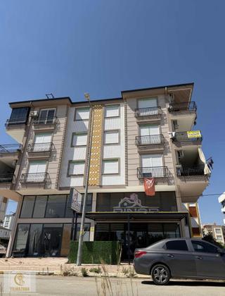 Tranvay Çok Yakın Önü Açık Ferah 2+1 Satılık Daire