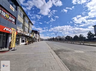 Remax Dem'den Adliye Karşısı Yaya Trafiği Yoğun Bölgede İşyeri