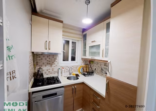 Üsküdar Merkeze Yakın Sıfırlanmış Satılık 2+1 Daire 1.kat