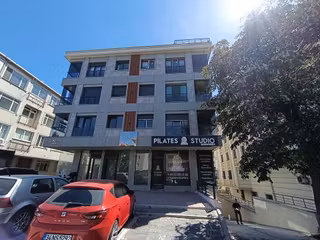 Bahçelievler Adnan Kahveci'de Cadde Üzeri 2 Katlı Satılık Dükkan