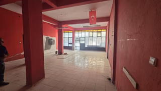 Mevlana'da Yaya Trafiği Yüksek 130 M² Kiralık Dükkan