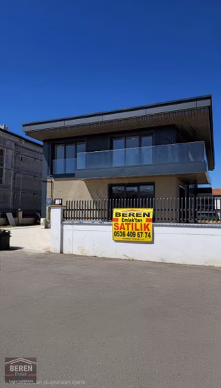 Esenyurt'da Satılık Lüks Villa