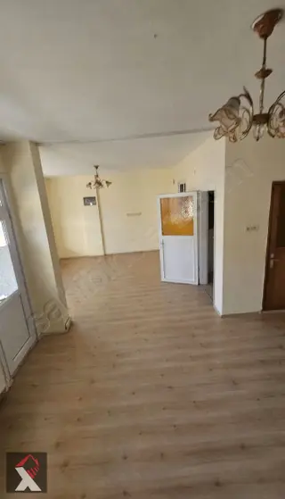 O.gazi Cadde Üstü Geniş 2+1