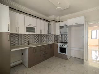 Nasreddin Emlaktan Gazi Mh De Kiralık Asansörlü 2+1 Daire