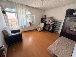 Emin Gayrimenkulden Tüm Hisseleri Eşit 1999 Yapım 2+1 Satılık