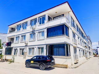 Huzur'dan Mithatpaşa Mah.de 3+1 Ebeveny Banyolu Doğalgazlı Daire
