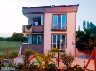 Savaştepe'de Müstakıl Ev