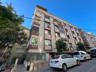 Denizköşkler’de 3+1 Sağlam Binada 180m2