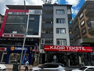 Emek Emlak'tan Mimar Sinan Mah.de Ana Cadde Üzeri Kiralık Daire