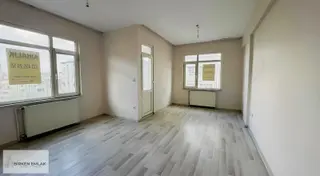 Fındıklı Mahallesi Ana Caddede Kiralık Geniş 3+1