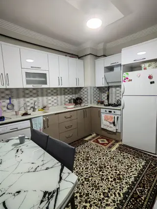 Akçay Emlak'tan Akşehir Gazi Mahallesi Yeni Hastane Yolu Civarı Eşyasız 4 Yaşında Kiralık 2+1 Daire