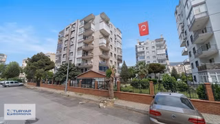 Bayraklı Osmangazi'de Site İçi Aydınlık Ferah 3+1 Kiralık Daire