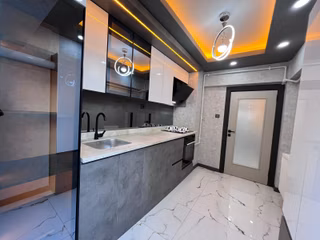 Sincan Akşemsettin Mh.'de 3+1 Ön Cephe 2.ara Kat Full Yapılı Satılık Daire