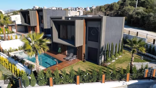 7/24 Güvenlik-özel Havuz-bahçe-otopark-yerden Isıtma-akıllı Ev-ultra Lüx-tamamı Müstakıl