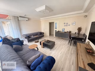 Ergünden Pirireiste Silifke Cad Gmk'yakın Satılık 3+1 Daire