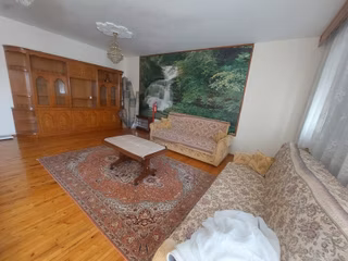Yıldız Mahallesi 3+1 Arakat Ayrı Mutfak Cadde Üzeri Kiralık