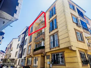 2+1 4.kat Doğalgaz Ferah Ve Merkezi Daire Belediye Yakın Malkoç
