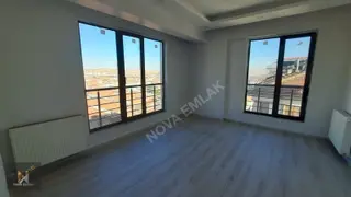 İstasyon Caddesinde Kiralık 2+1 Ofis