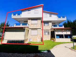 Salihleraltı-denize 200 M-havuzlu Site-kiralık 4+1 Eşyalı Villa