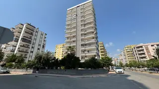 Mersin Mezitli Limon Caddesi Üzerinde Deniz Manzaralı Kiralık 3+1 Daire – Devsan Emlak