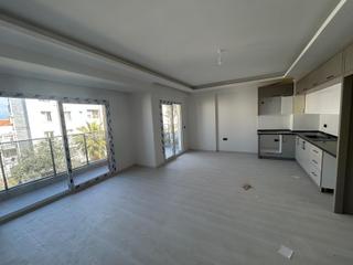 Kuşadası Kadınlar Denizinde Satılık 2+1 Sıfır Daire