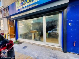 İlkadım 19 Mayıs'ta Merkezi Konumda Depolu 90 M² Ticari Dükkan