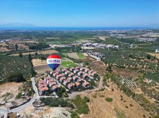 Kuşadası Davutlar Yeni Simge Sitesinde Satılık Yazlık
