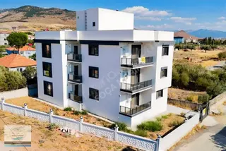 Aliağa Helvacı'da Geniş Balkonlu 2+1 Satılık Daire