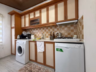 ▀jetten Altınkum Merkezde Öncephe Geniş Teraslı Eşyalı 2+1 Daire