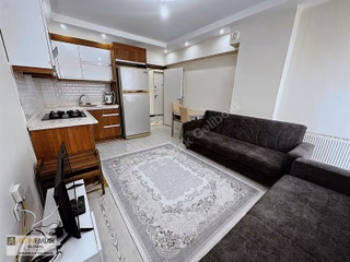 Altın Emlaktan Havuzlu Site İçerisinde Kiralık 1+1 Daire