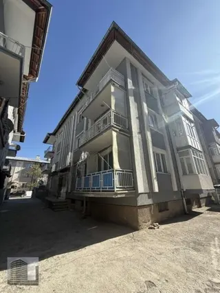 Öz Urhanlar Emlaktan Huzur Mah De Satılık 3+1 Daire