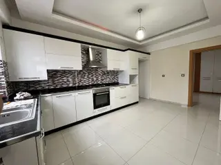 75’te Lüks Kiralık 4+1 Temiz Daire