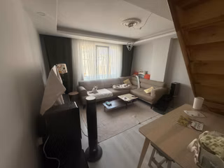 Halkalı Zeynebiyede Kapalı Otoparklı 3+2 Dubleks Satılık Daire