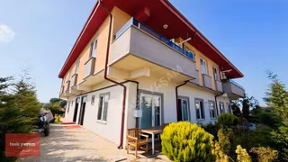 Karasu'da Bahçe Kullanımlı 1+1 Liman & Sahile Yakın Satılık