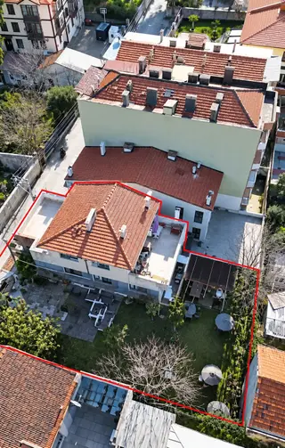 Buca Dumlupınar’da 462 M² Arsa İçerisinde Bahçeli Ticari + Konutlar