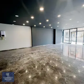 Bulgurlu'da Satılık 2 Katlı Dükkan