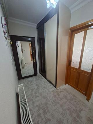 Bağbasında Anayol Cepheli Satılık Arakat Daire