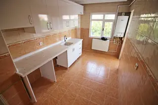 Gamze Emlak'tan Pınarbaşı'nda Ara Kat^park Cephe^köşe Daire!
