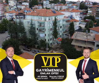 Vip Gayrimenkul'den Çarşı Merkezinde 1.kat 2+1 Daire