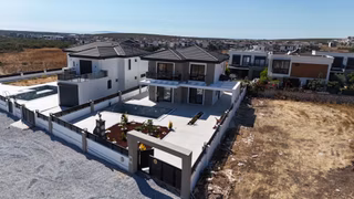 Didim’de Satılık Havuzlu Müstakil Villa