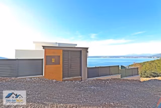 Akbük'te Deniz Manzaralı Havuzlu 4+1 Triplex Villa