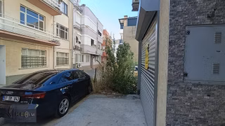 &kerim Emlak'dan Satılık Küçükkuyu'da İş Yeri