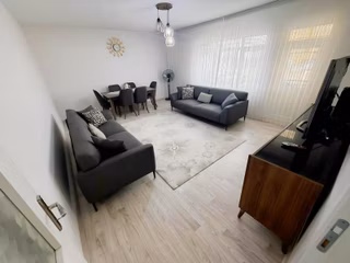 A L C Den Metro Ve Hastane Yakını Salon B. Full Yapılı 3+1