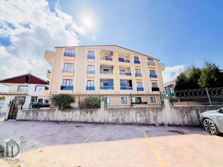 Deallife'den,170 M2 4+1 Çatı Dubleks Daire